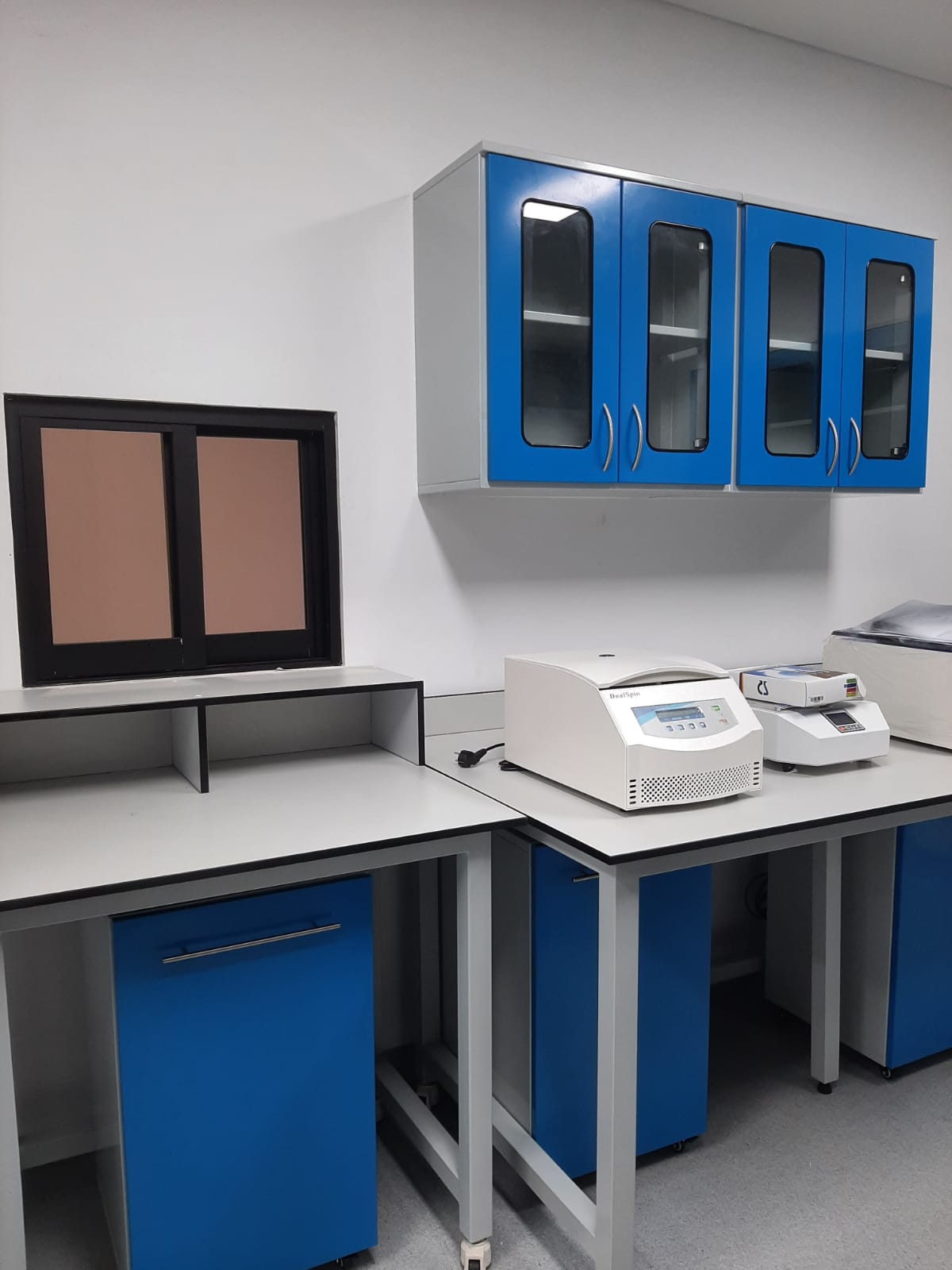 Produk haian lab di RS Hertologi, Tangerang